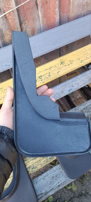 Комплект бризговиків універсальних /резина/