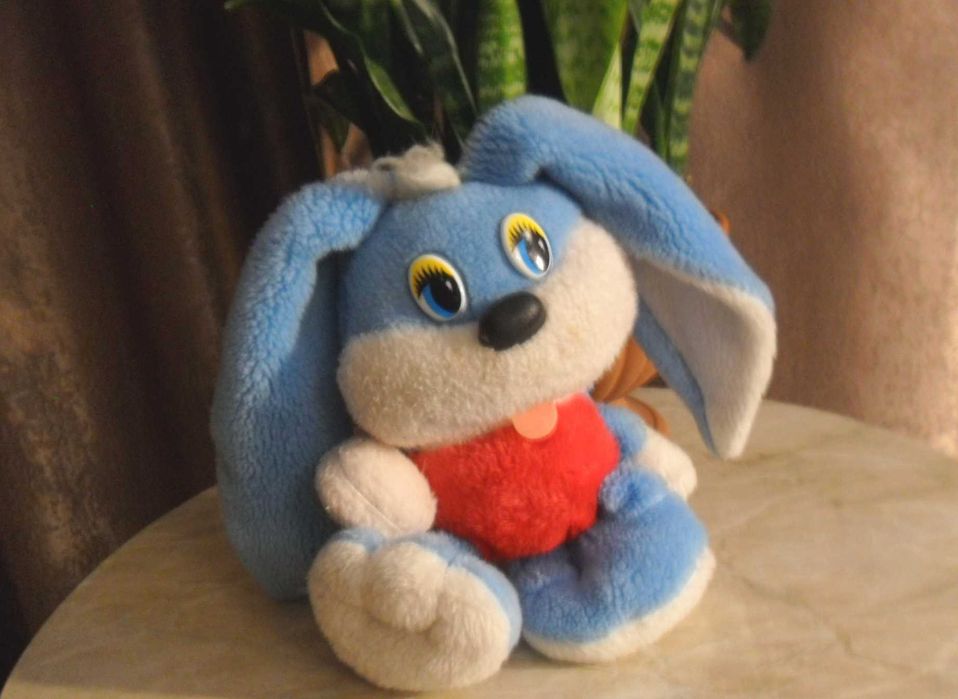 Продаю детскую игрушку зайчик