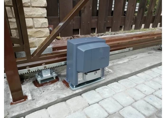 Ремонт встановлення автоматики воріт