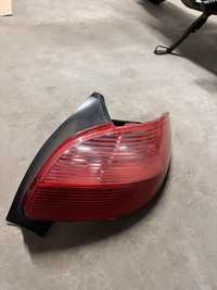 Prawa tylna lampa peugeot 206