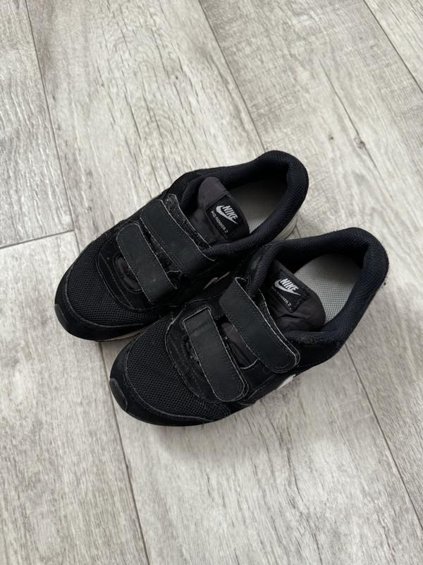 Кросівки nike розмір 34 устілка 22 см