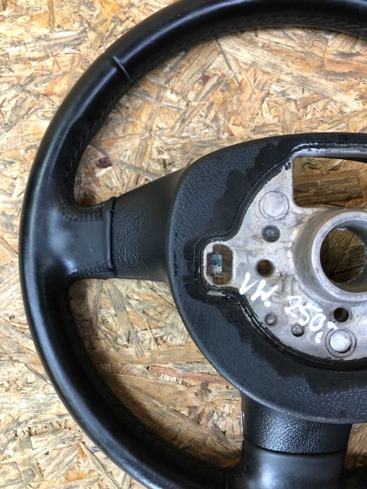 Kierownica VW Golf 5