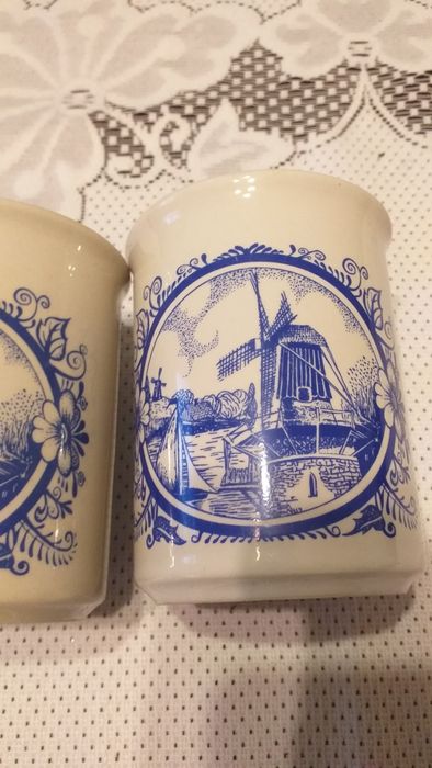 2 kubki z wiatrakami.Tułowice.