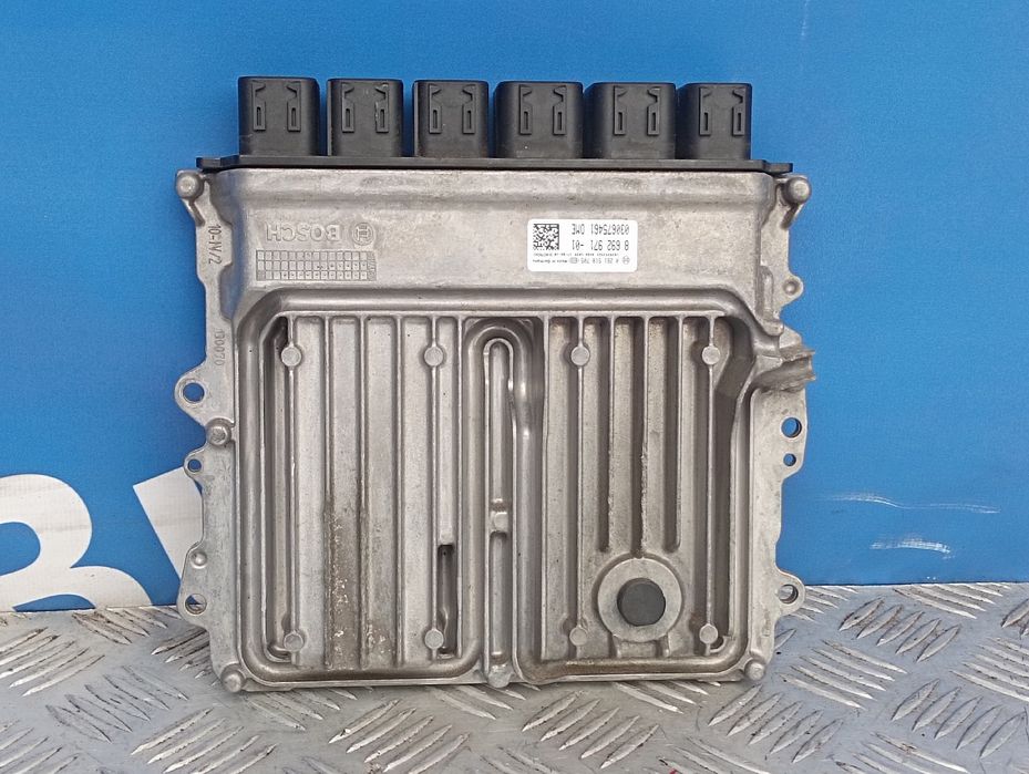 Блок керування двигуном BMW 3 F30 Мозги БМВ 3 Ф30 Розборка БМВ ф30