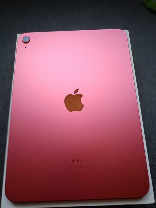 iPad gen 10 różowy.