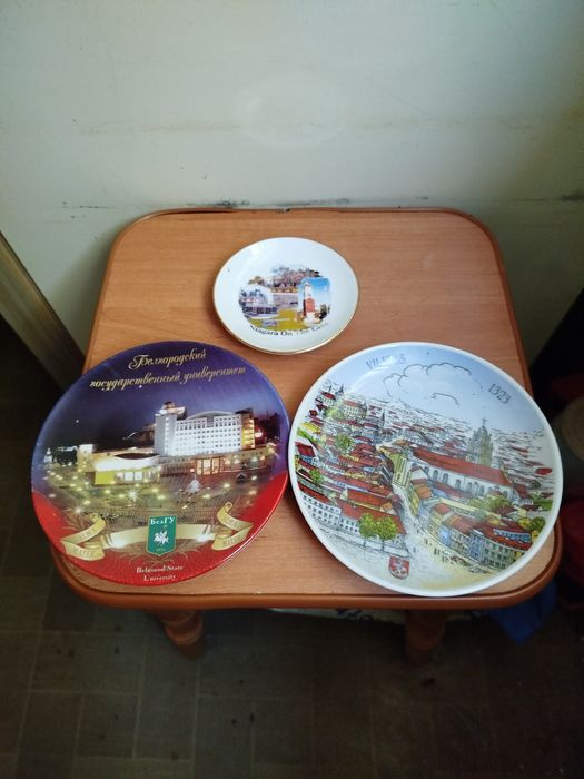 ПРОДАМ сувенирные тарелки