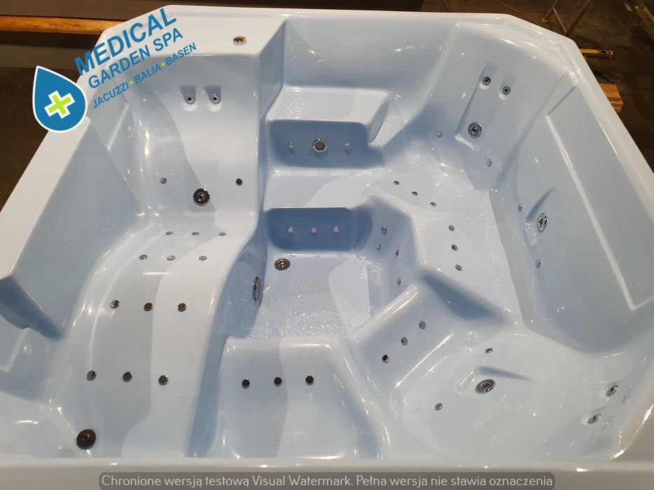 Jacuzzi 5–osobowe – komfort, relaks i zdrowie w Twoim ogrodzie