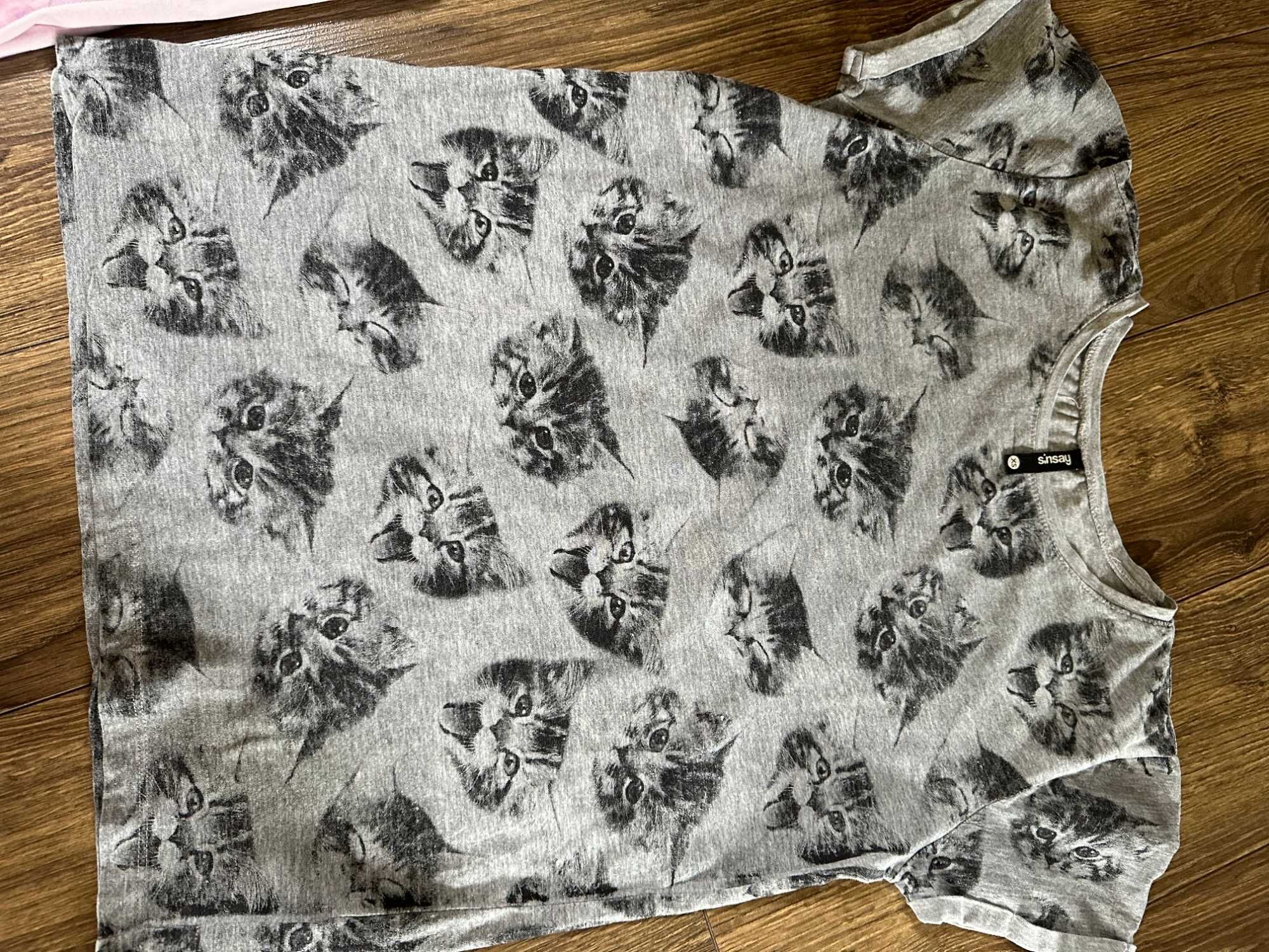crop top bereshka i koszulka w koty