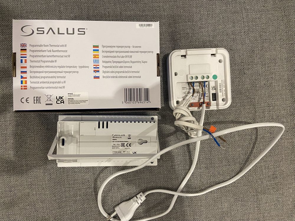 Salus sterownik termostat biały do pieca 091flrf v2 bezprzewodowy