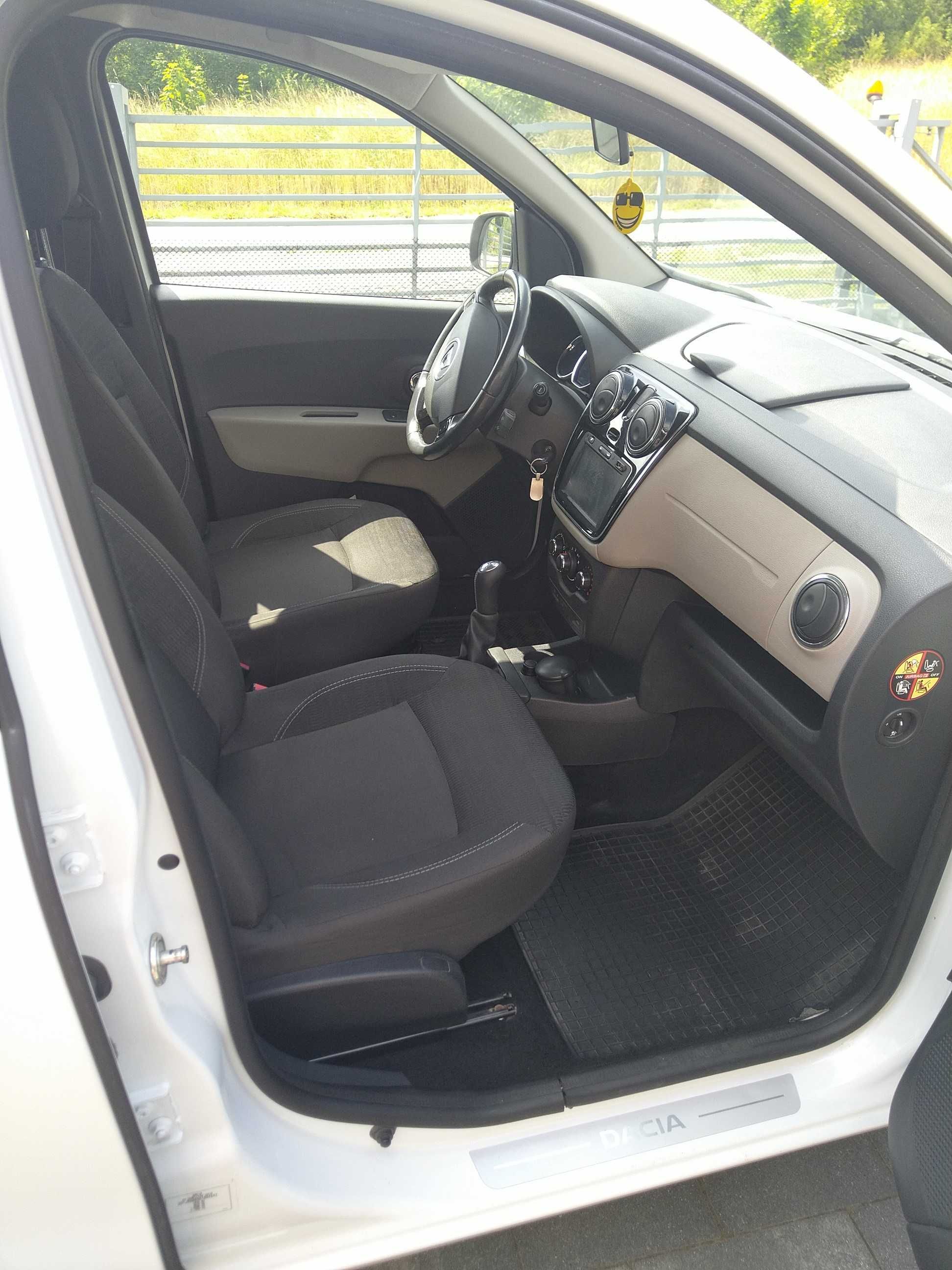 Dacia Lodgy 2014 mały przebieg, bezwypadkowy