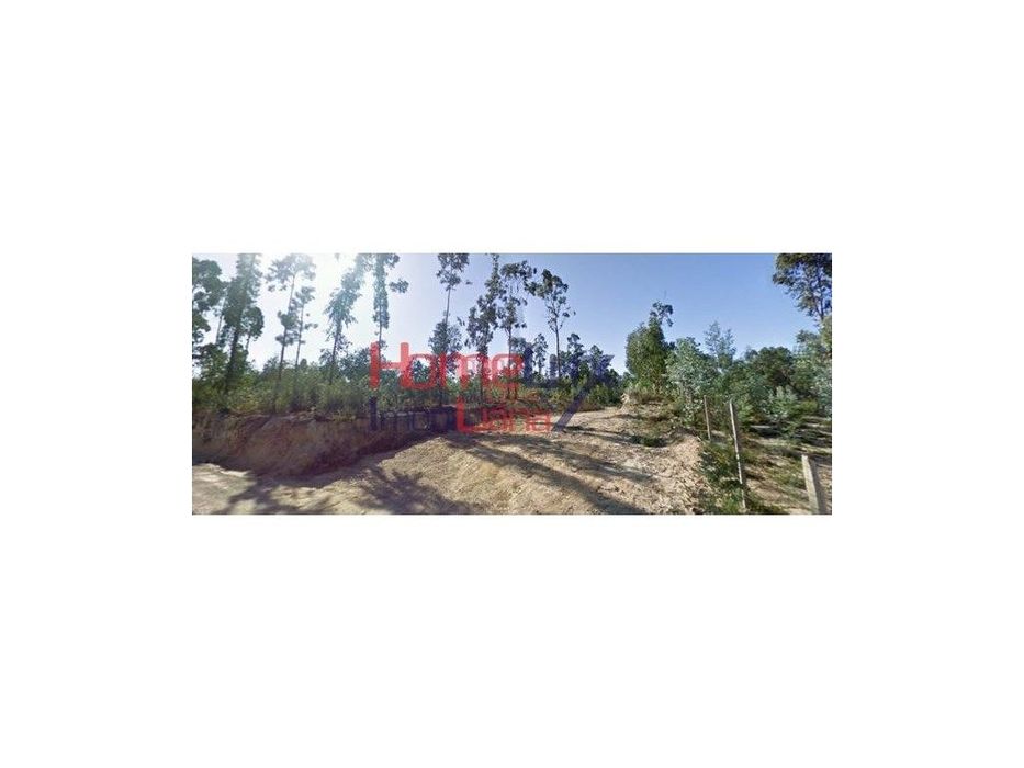 Terreno com PIP em aprovação para moradia terrea T3