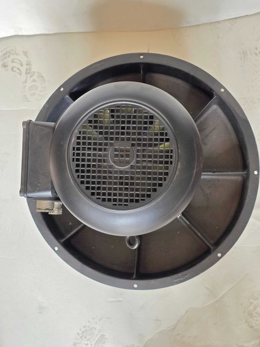 Weishaupt silnik D160/215-2 21kW palniki wielkość 70/2, 70/3 + turbina