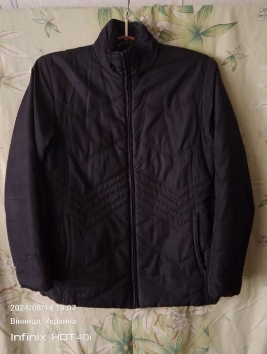 Куртка женская продам
