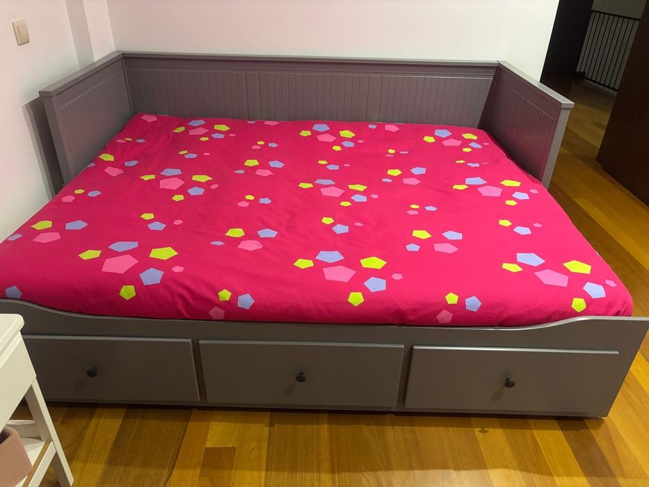 Cama IKEA como nova