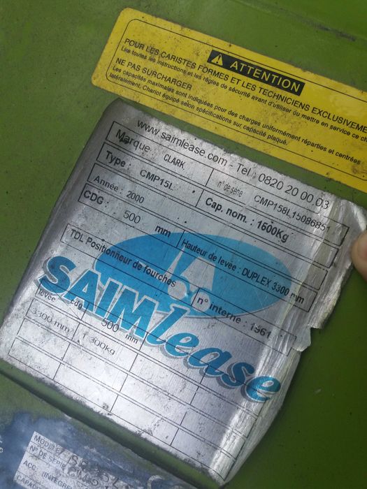 Навантажувач вилочний CLARK CMP15L