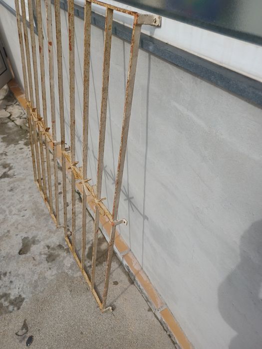 Grades de segurança de portas, etc..