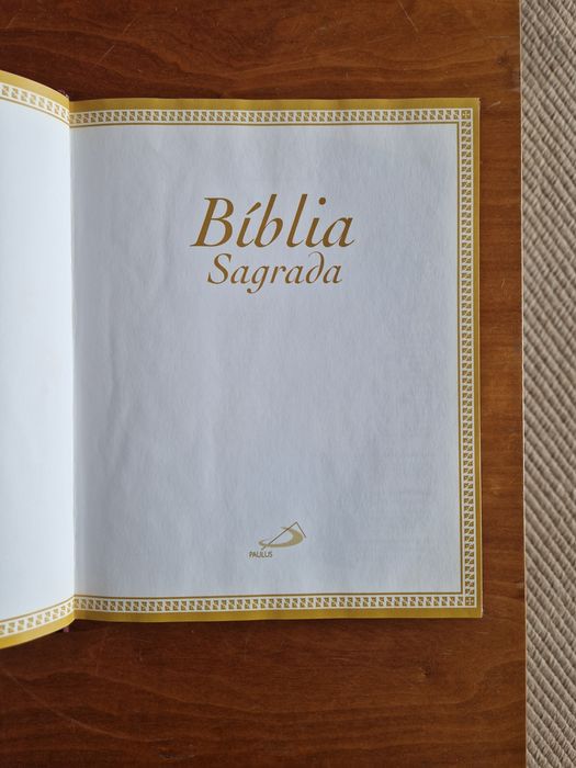 "Bíblia Sagrada", Edições Paulus, 1993