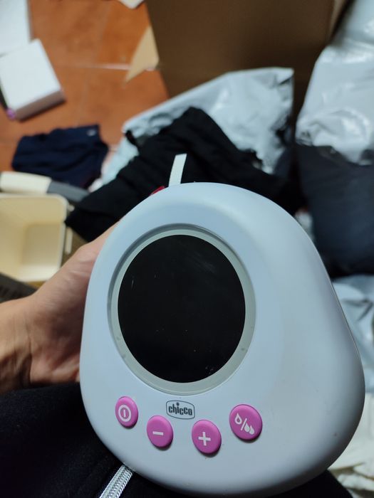 Bomba Chicco tira leite