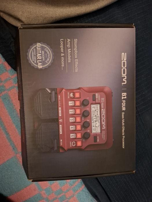 Efekt basowy ZOOM B1 FOUR