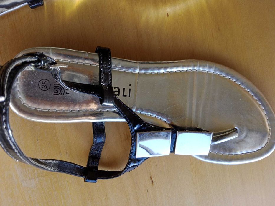 Sandália rasteira Zenkali - 35, linda!