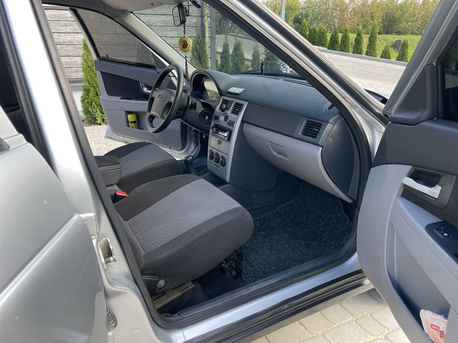 Продам гарну пріору