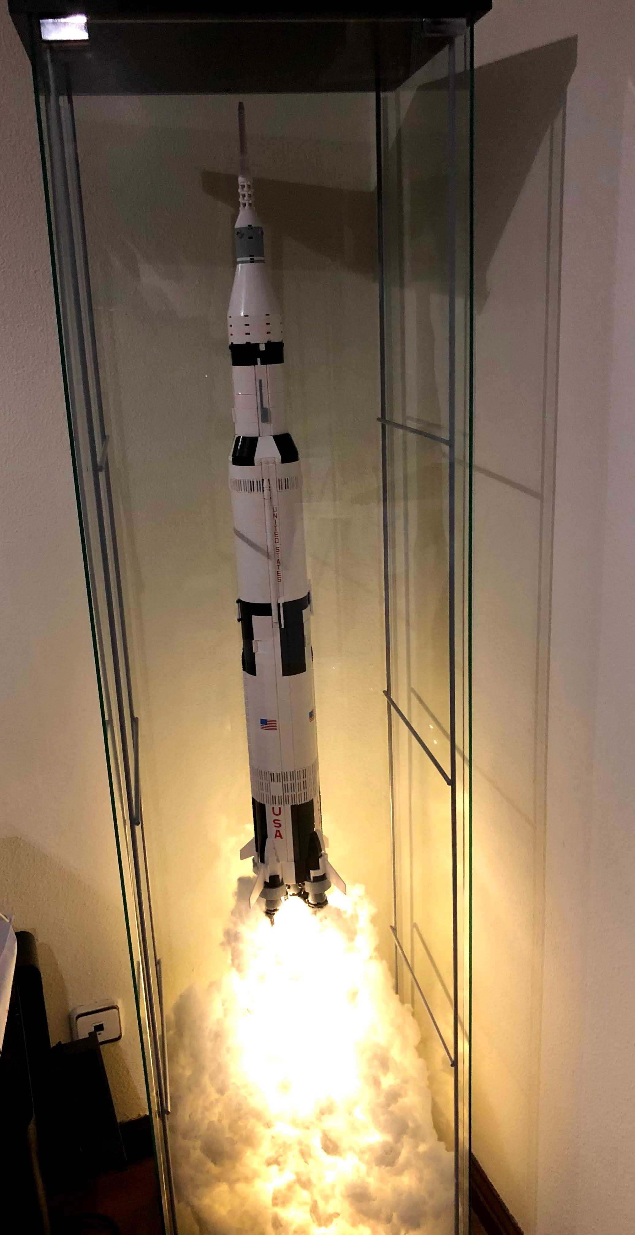 LEGO Foguetão Apollo Saturno V (21309)