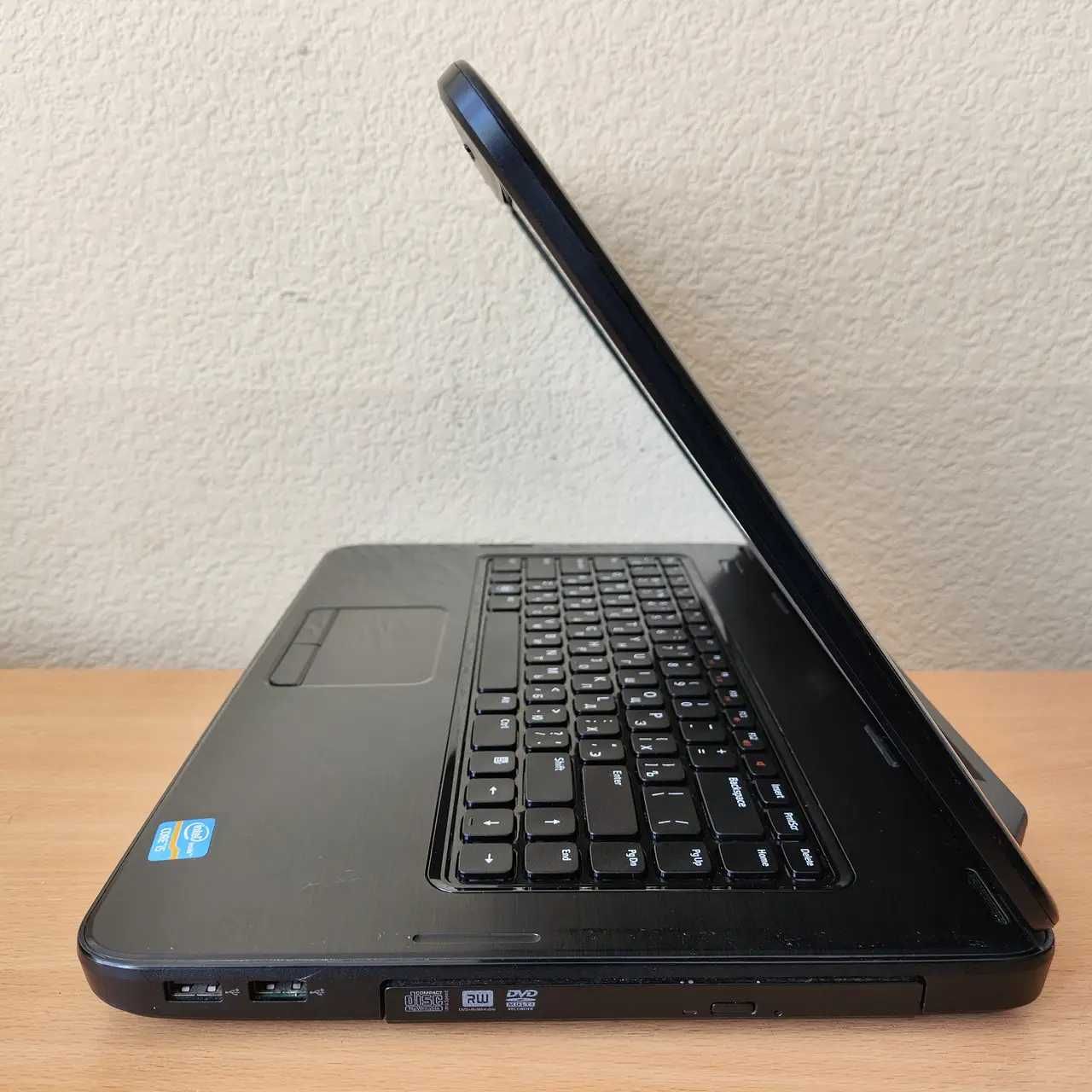 Ноутбук DELL Inspiron 3520 15.6" i5-3210M /6 Gb/1 Tb HDD/HD4000