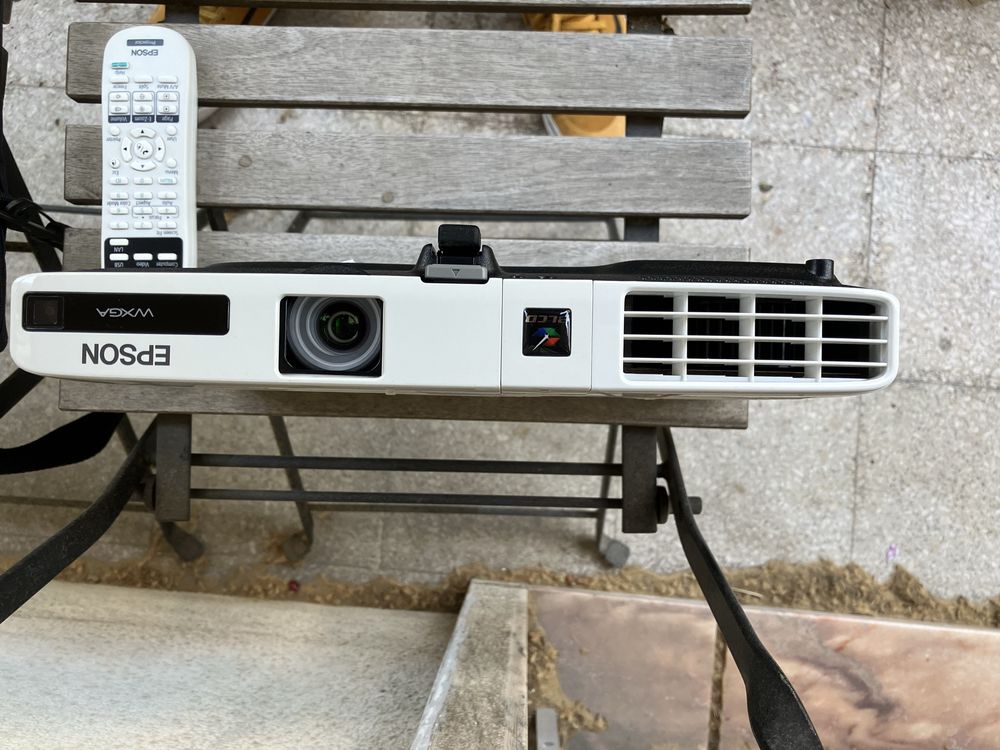 projector Epson EB 1776W
