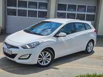Hyundai I30 1.4 ben 99km Alu Navi Kamera Bluetooth Pdc Climatronic Zadbany