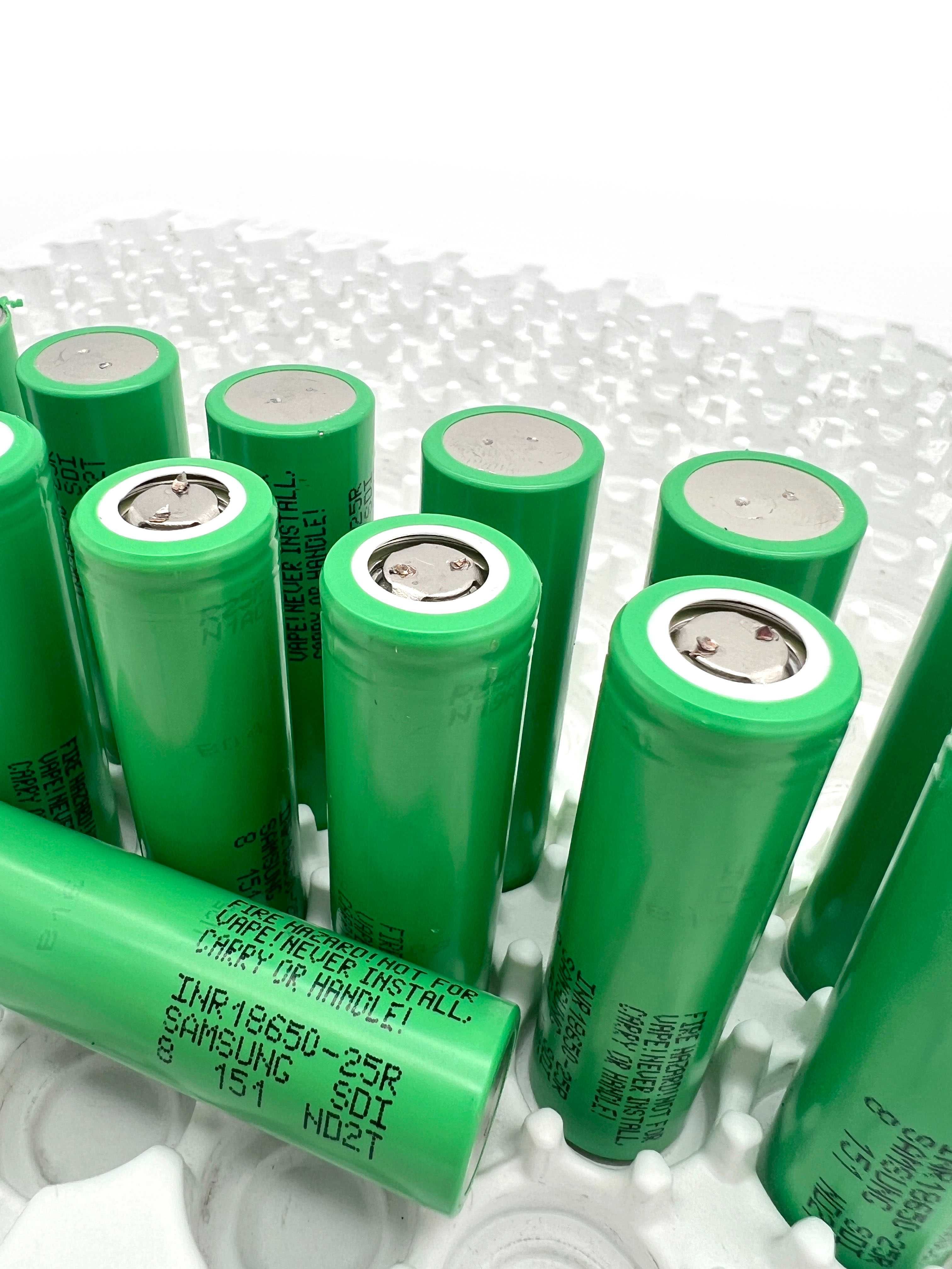 Акумулятор Samsung 25R (20A) високострумові, INR18650-25R 2500mAh