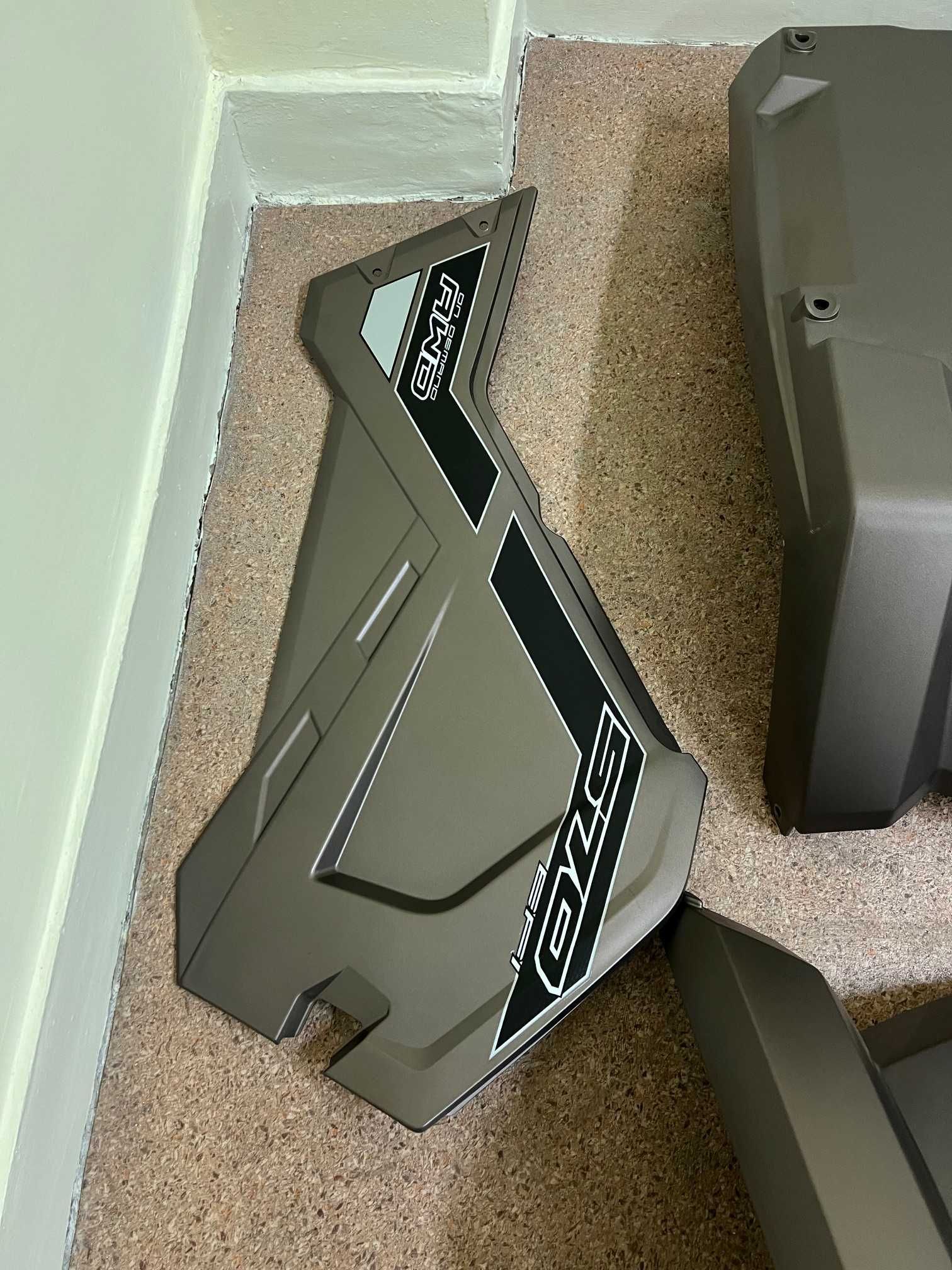Polaris Sportsman 570 SP Touring komplet nowych plastików plastiki OEM