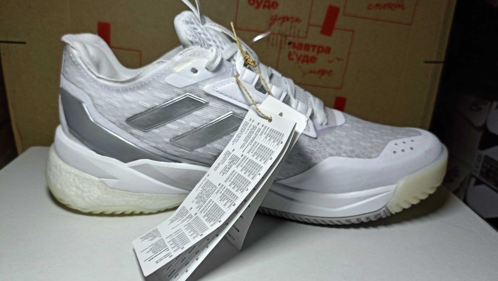 Жіночі кросівки для волейболу і тенісу Adidas CrazyFlight 5 професійні