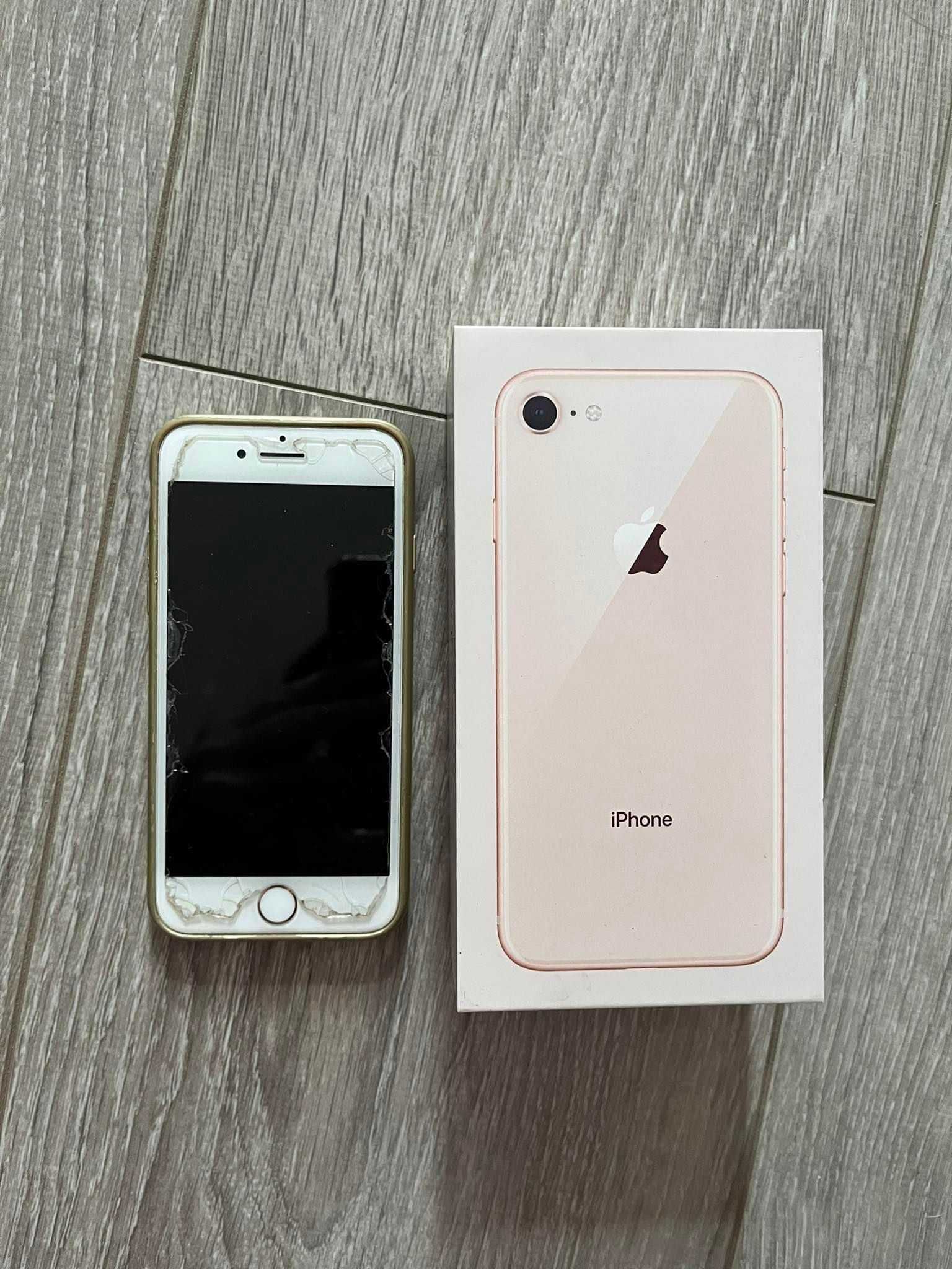 Iphone 8 64GB / stan bardzo dobry