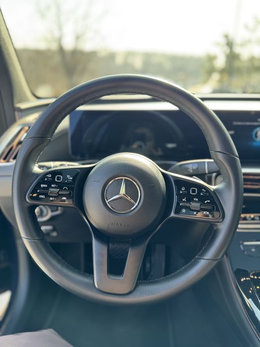 Mercedes-Benz EQC 400
