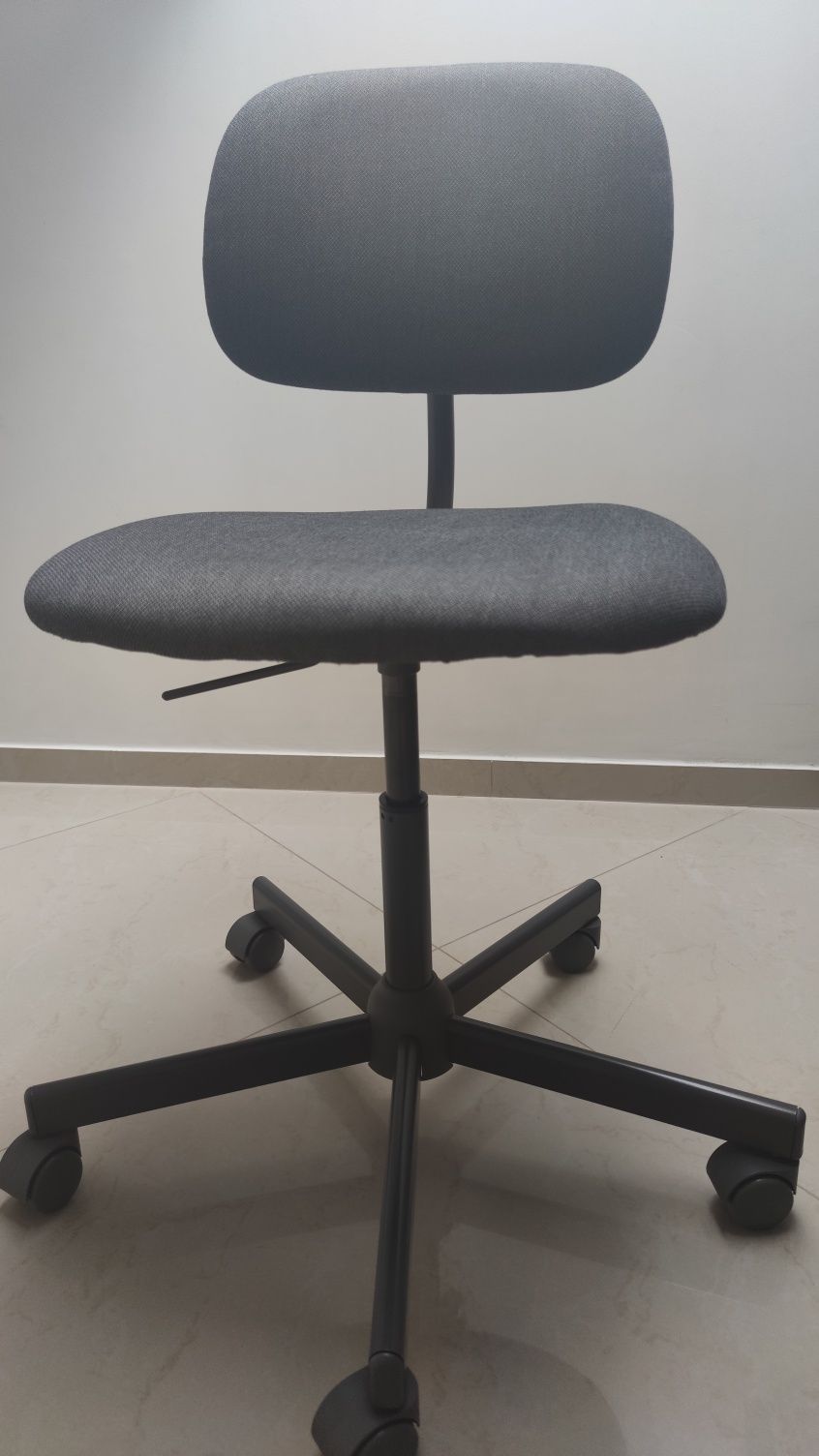 Krzesło obrotowe biurowe BLECKBERGET