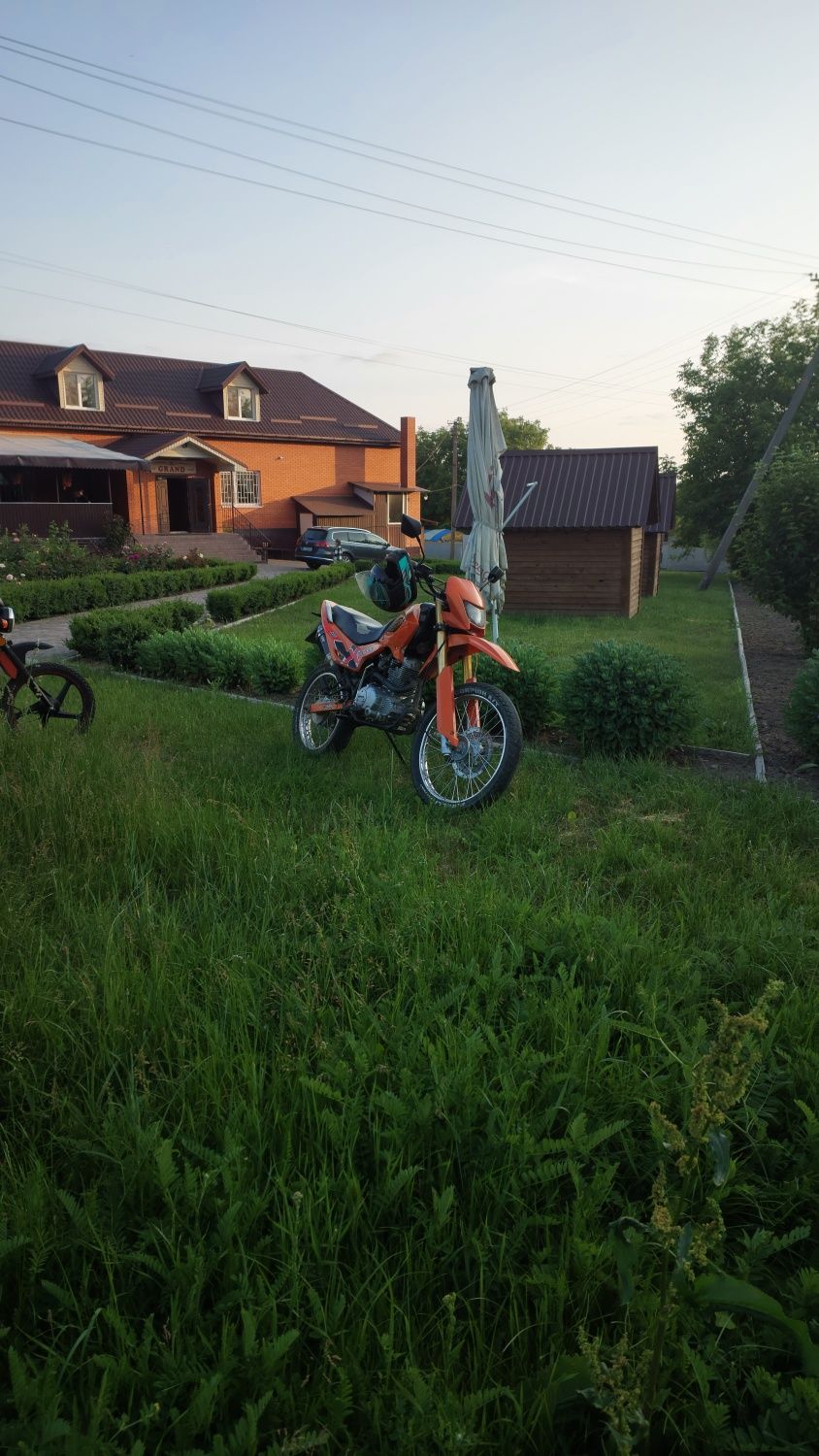 Продам мотоцикл VIPER MX200R