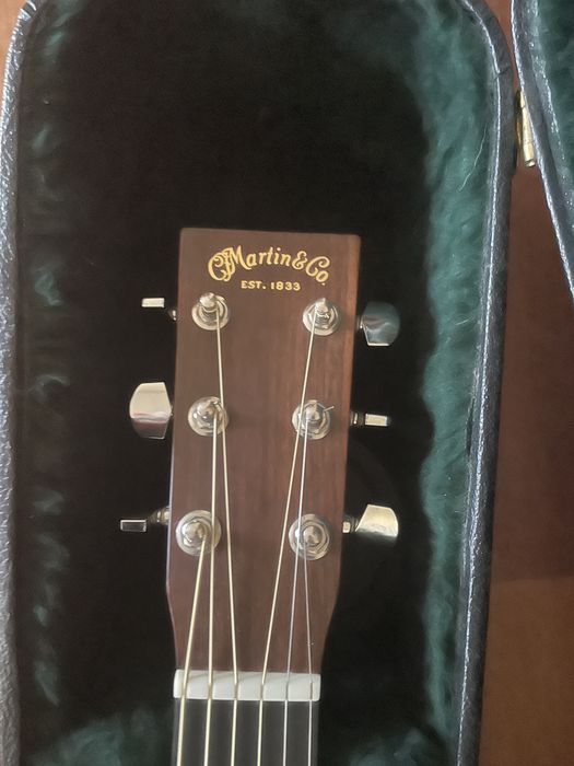 Guitarra semi acústica Martin dcpa4