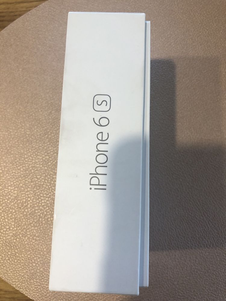 Pudełko opakowanie na iPhone
