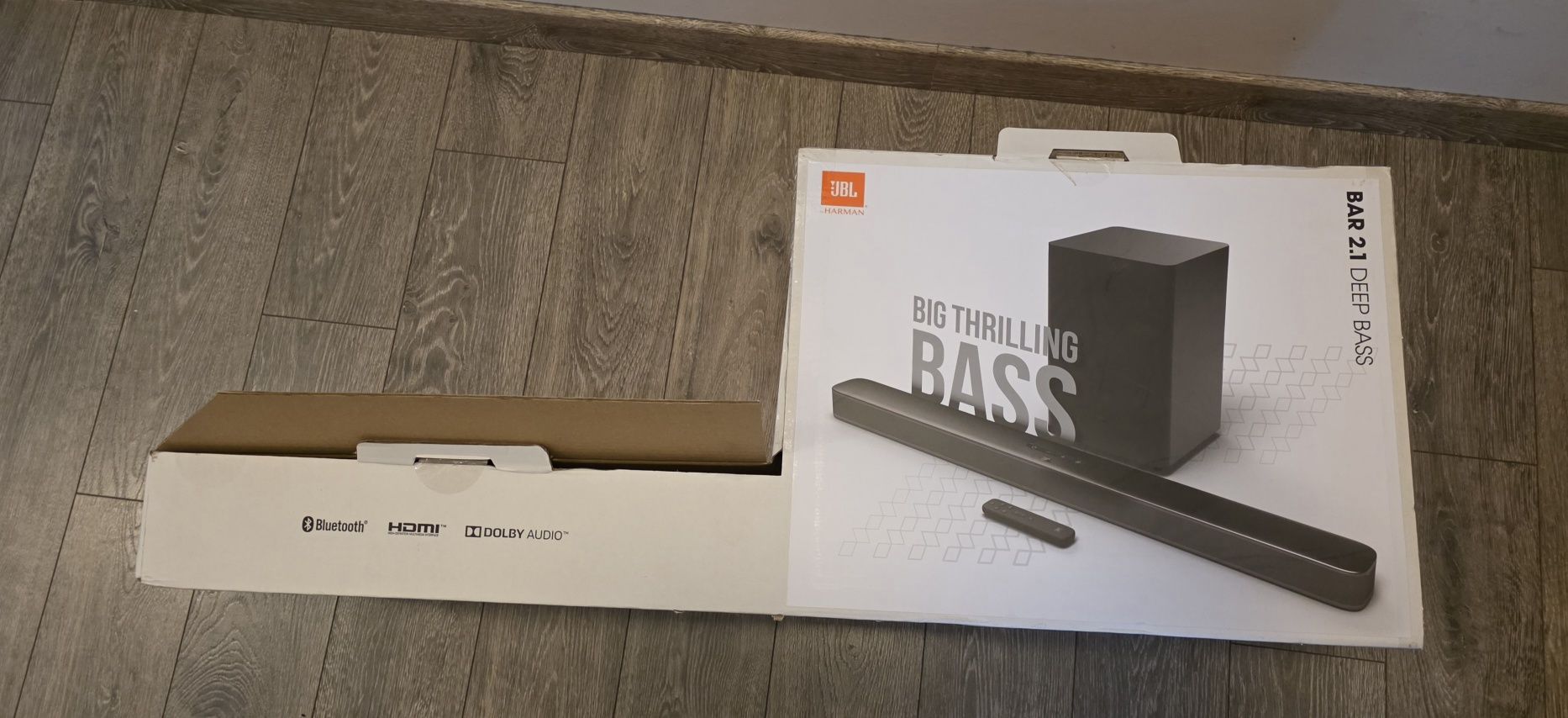 JBL bar 2.1 deep bass