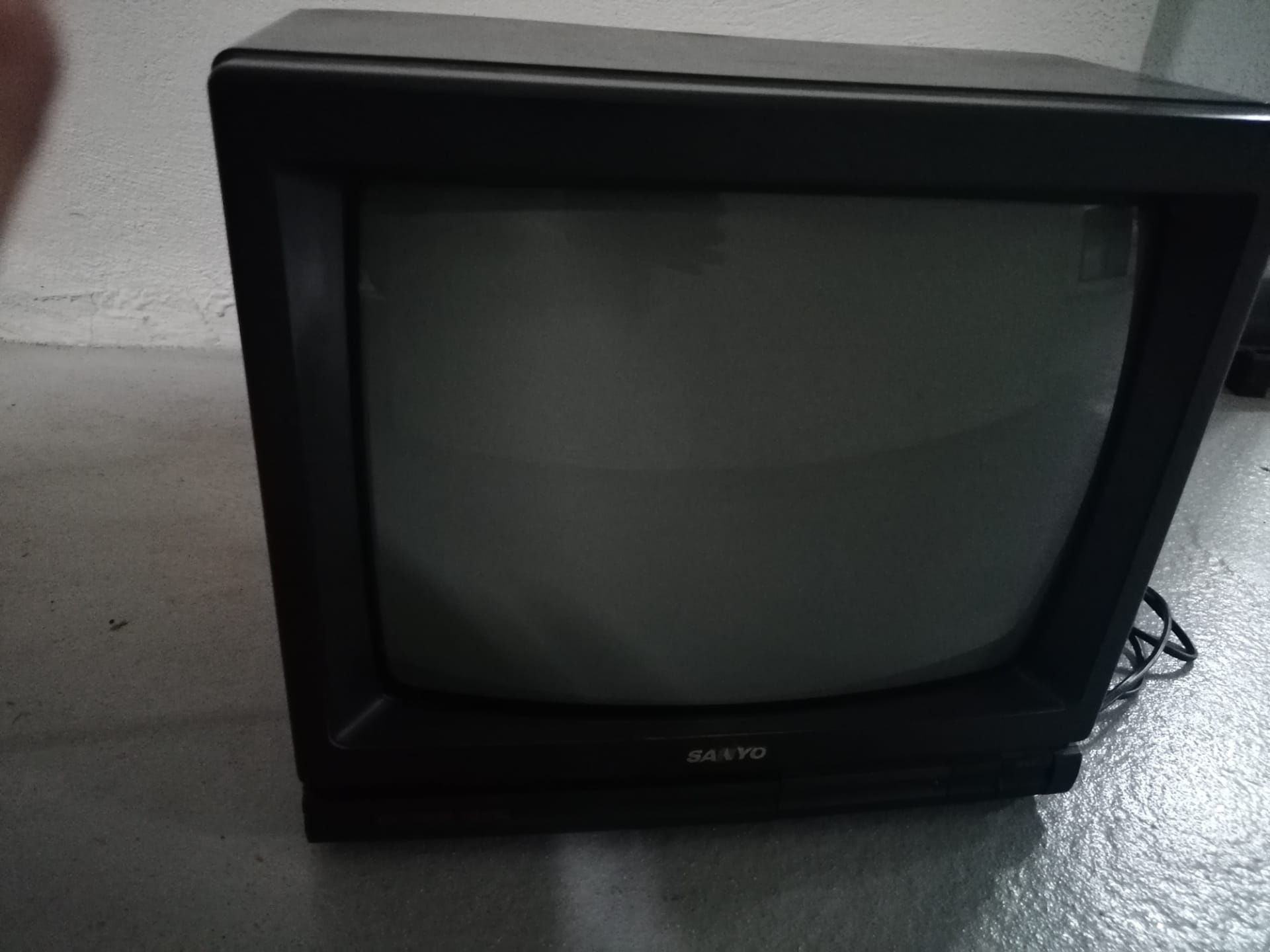 URGENTE! TV Sanyo - funciona!