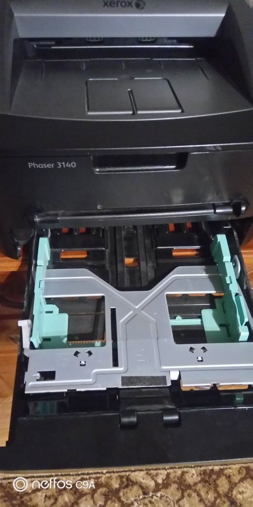 Лазерний принтер xerox phaser 3140.