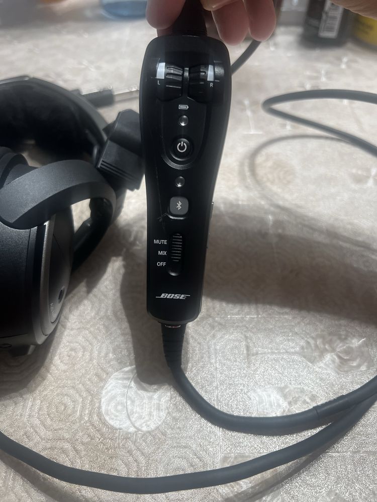Fones de Aviação da Bose A20