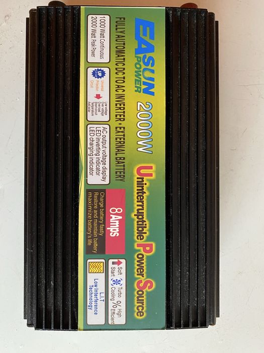 Інвертор 2000 вт на напругу 12 в з зарядкою на 8а