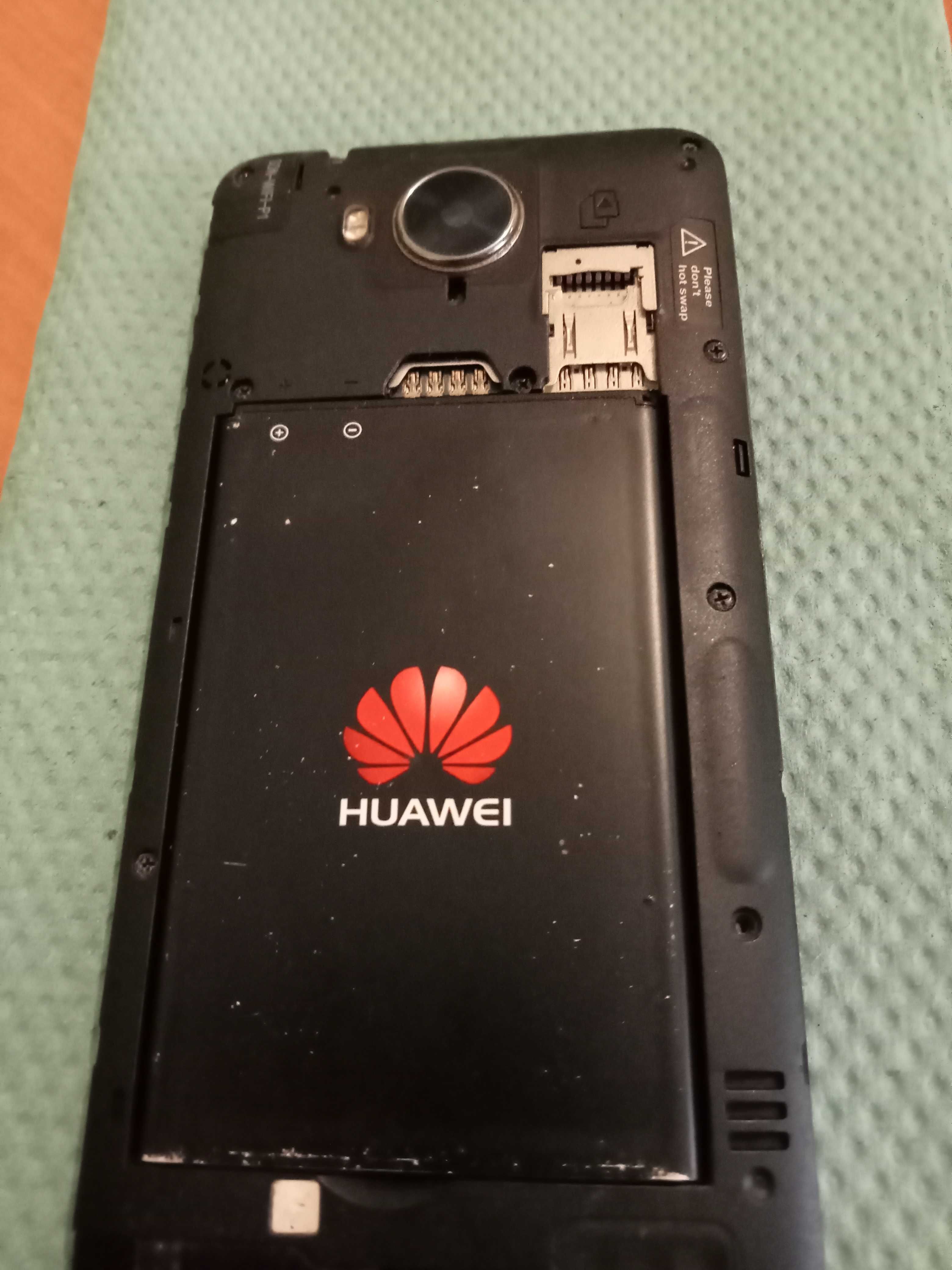 Телефон Huawei LUA-U22