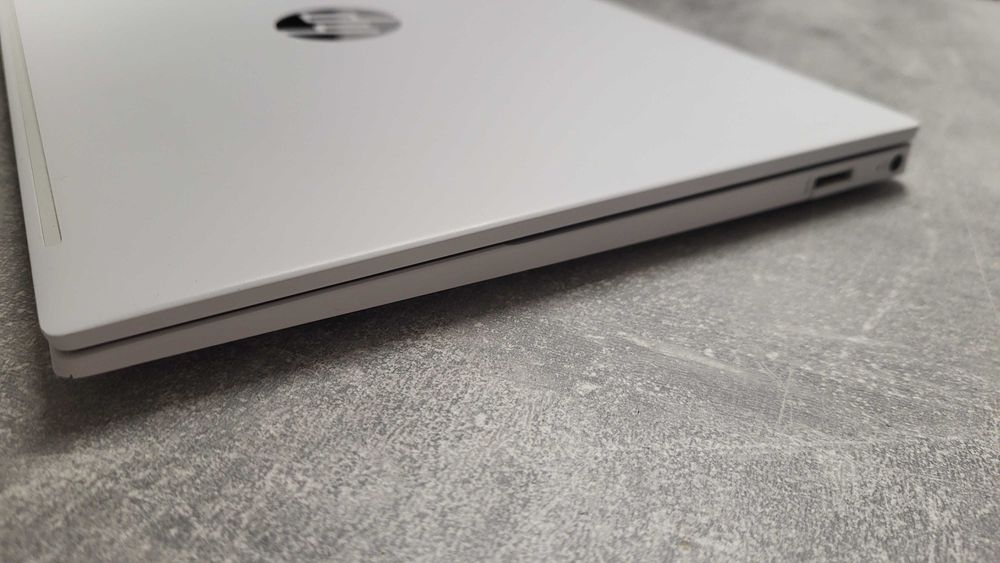 Laptop 13'3 IPS 2560x1600 matryca 100%srgb HP Pavilion 1TB SSD