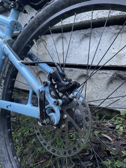 велосипед Gt chuker dirt fr , marzocchi , avid , rtuvative