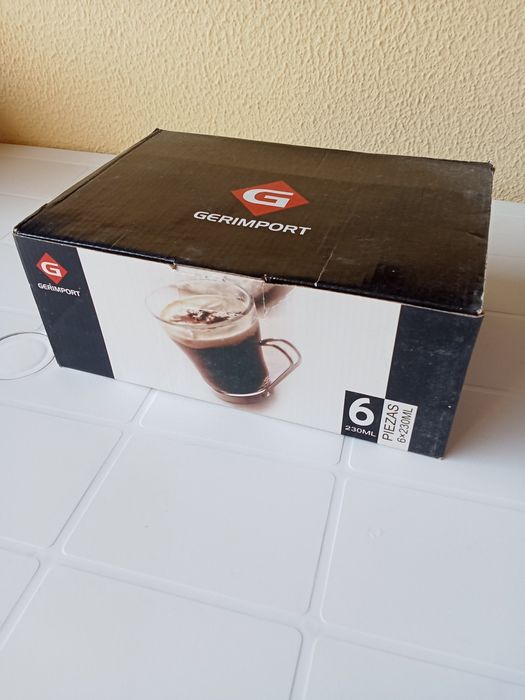 Conjunto de 6 canecas de vidro