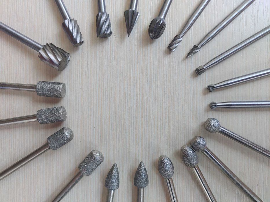 Насадки фрезы боры шарошки для гравера Dremel бормашины набор 20шт.