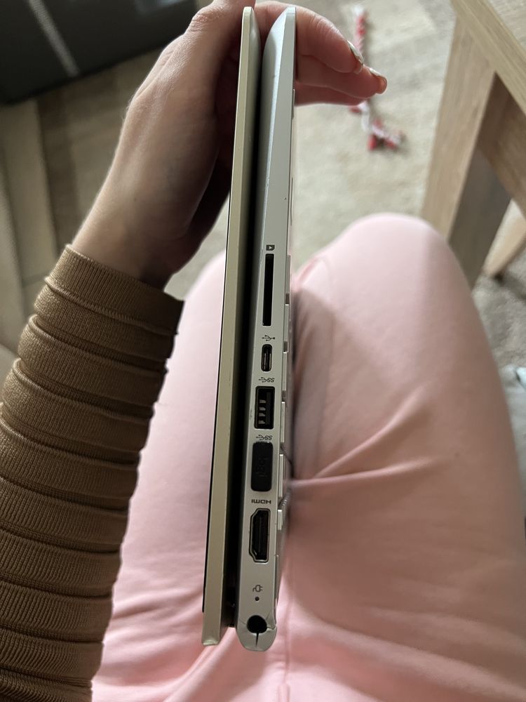 Laptop HP Pavilion x360 Convertible 14-ba022nw ekran tablet