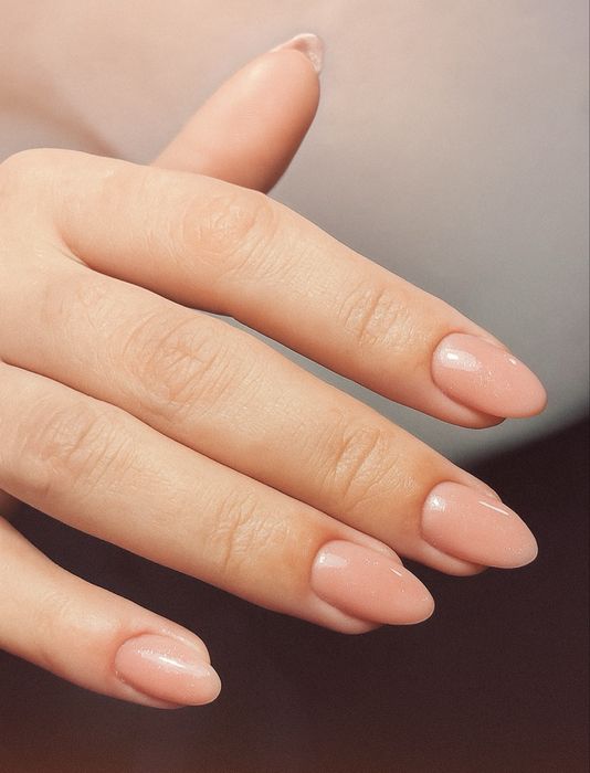 Манікюр гель-лак